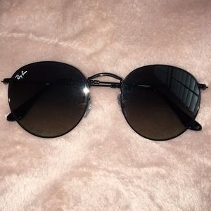 Round Rayban Sunglasses 3447n